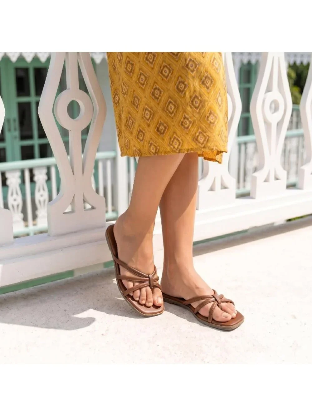 Women's Brown Summer Comfortable Slip On Square Toe Flat Sandals For Beach